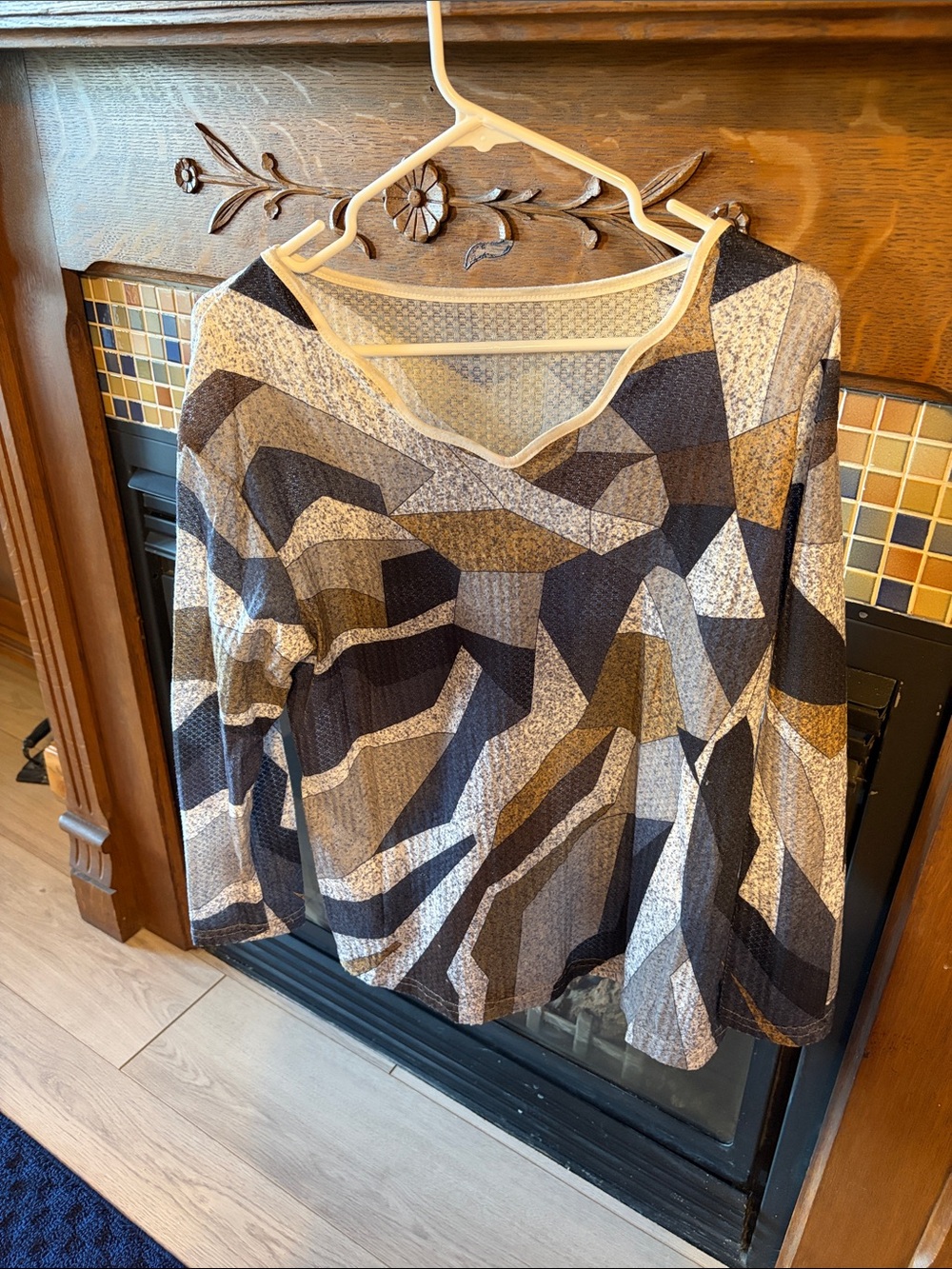 Abstract Geometric Long Sleeve Top in Navy, Gray & Cream